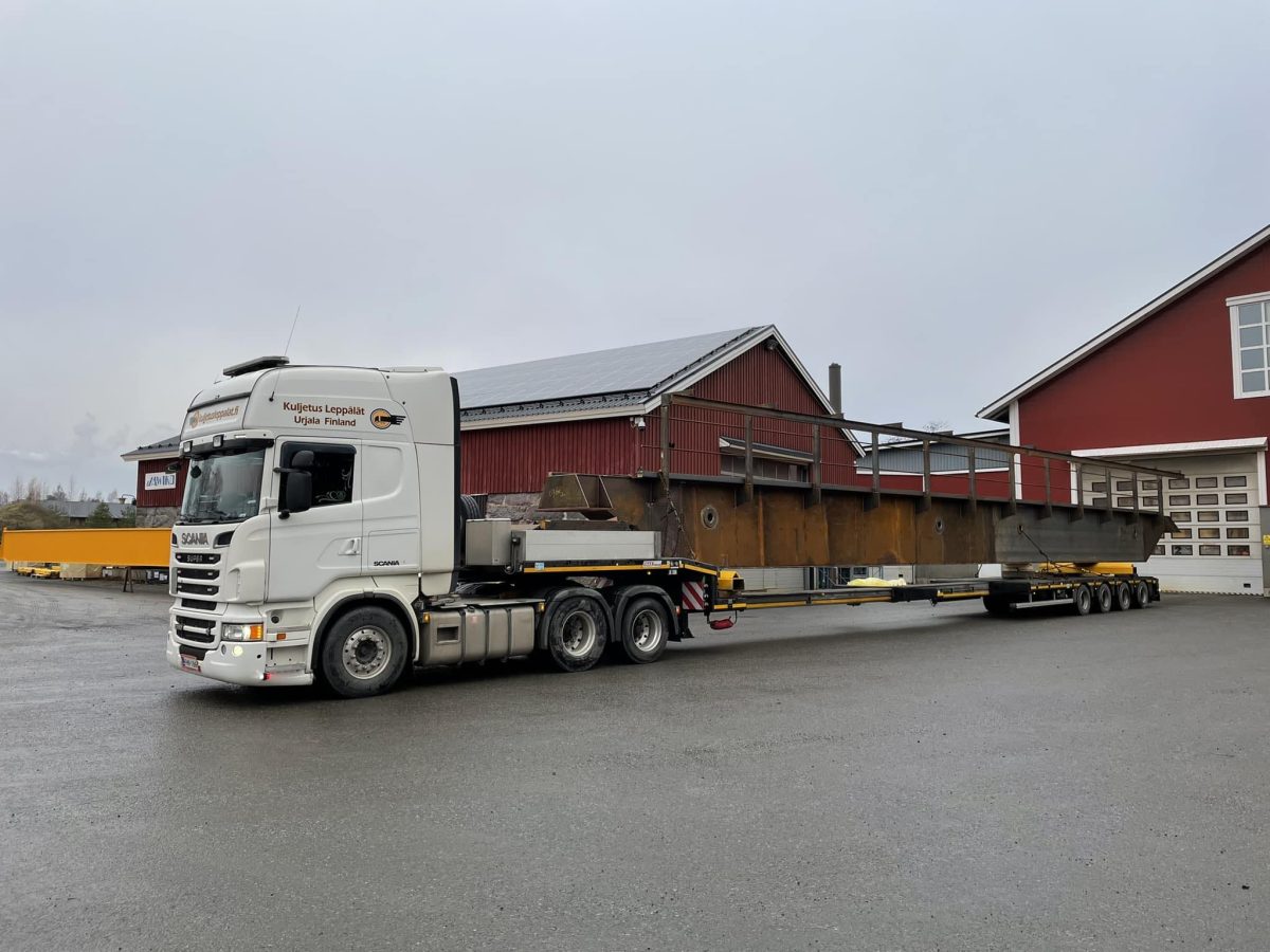 Teräspalkin erikoiskuljetus - Kuljetus Leppälät